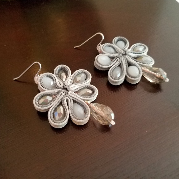 Glam Girl Fashion Jewelry - LAST 2!  NWT Silk Laced Floral Earrings